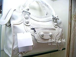 pengpengguoji.com wholesale and retail cheap brand handbags, shoes, clothing, watches, hats, belts,