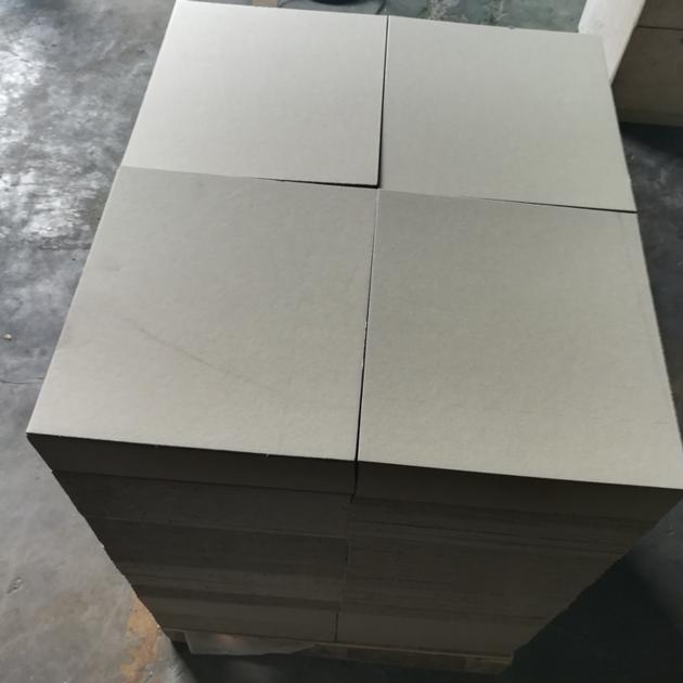600gsm Grey Board Roll