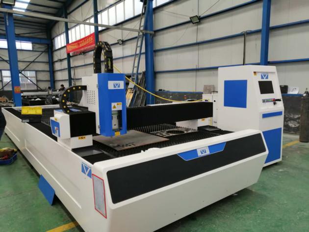 Metal CNC Fiber Laser Cutting Machine