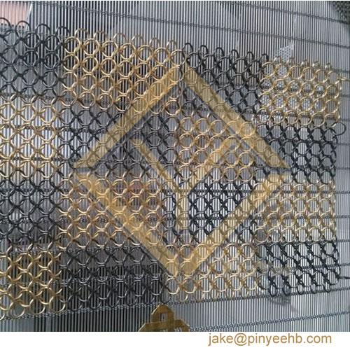 Two color ring mesh chainmail mesh