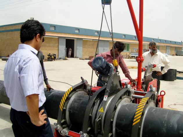 Plastic Pipe Welding & Cutting Machines in Gas/Oil
