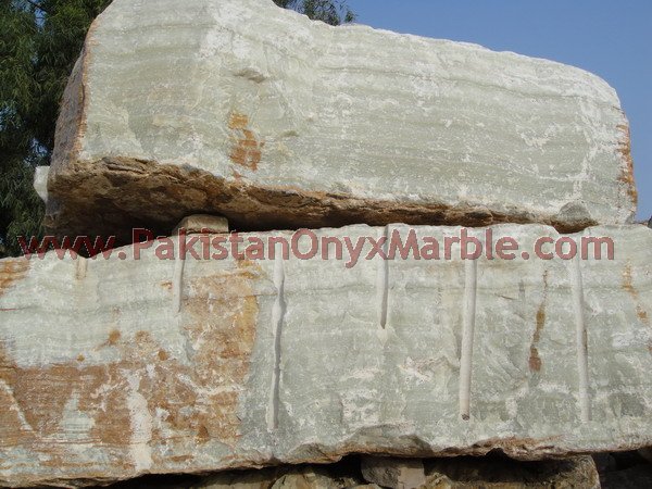 AFGHAN GREEN ONYX BLOCKS