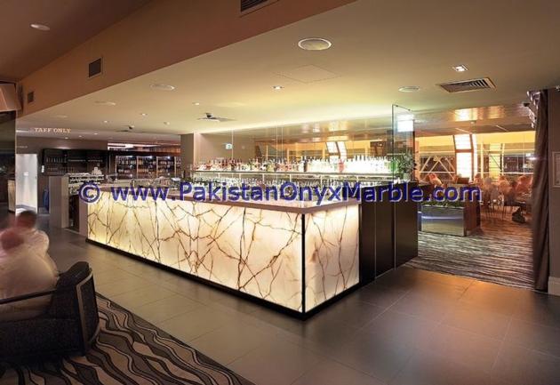 BACKLIT ONYX KITCHEN COUNTERTOPS