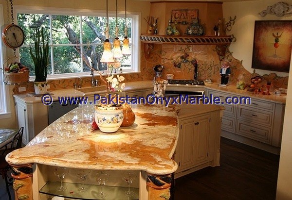 BACKLIT ONYX KITCHEN COUNTERTOPS