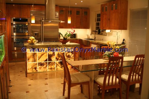 BACKLIT ONYX KITCHEN COUNTERTOPS