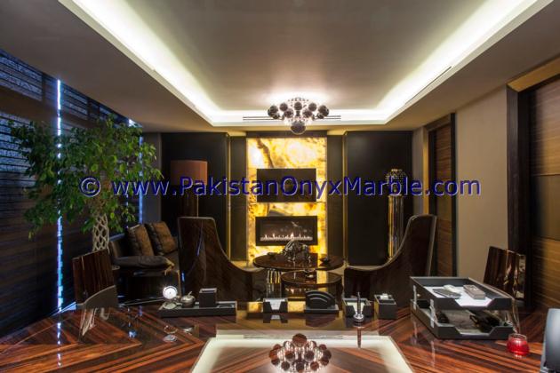 BACKLIT ONYX KITCHEN COUNTERTOPS