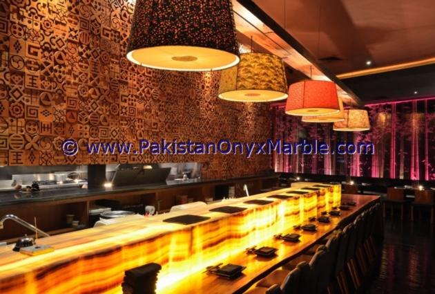 BACKLIT ONYX KITCHEN COUNTERTOPS