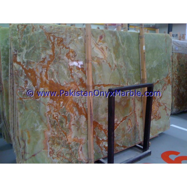 DARK GREEN ONYX SLABS COLLECTION