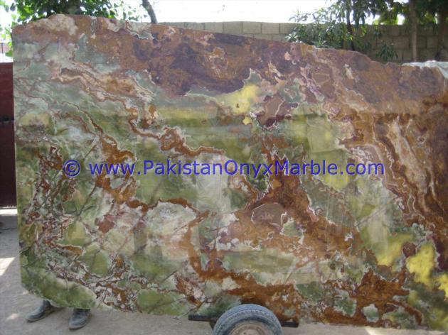 DARK GREEN ONYX SLABS COLLECTION