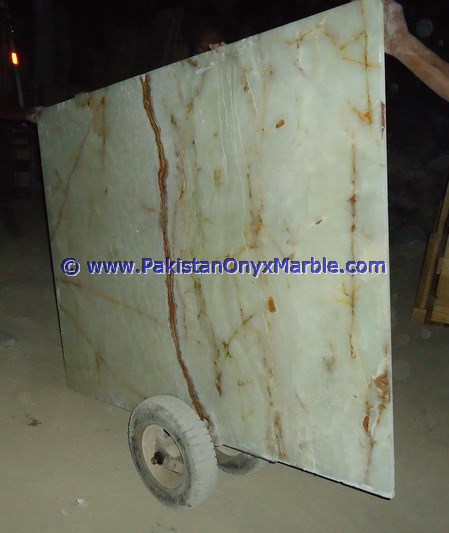 LIGHT GREEN ONYX SLABS COLLECTION