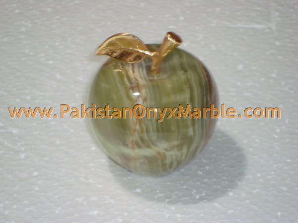 ONYX APPLE WITH BRASS LEAF HANDICRAFTS
