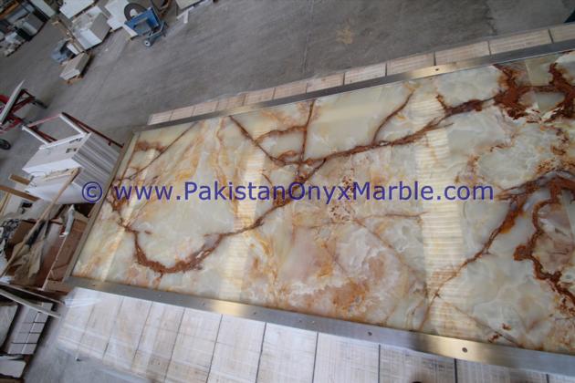 BACKLIT ONYX TABLES DINNG TABLE COFFEE