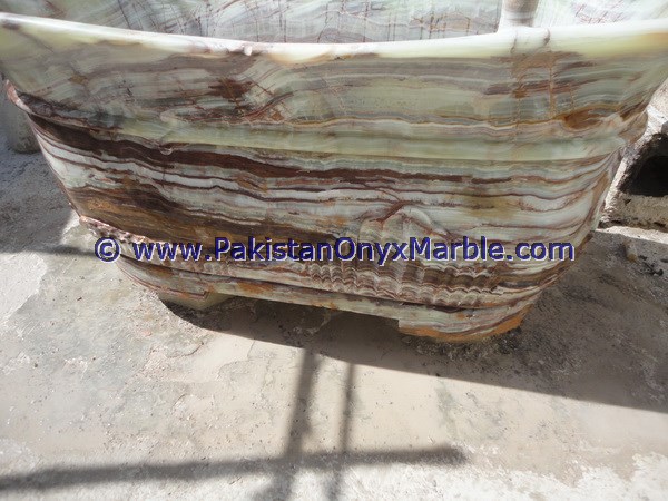 ONYX BATHTUBS COLLECTION