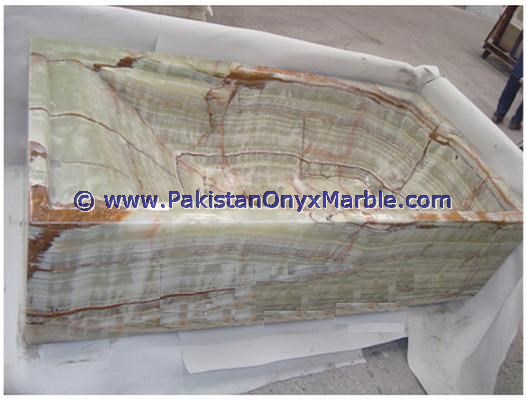 ONYX BATHTUBS COLLECTION
