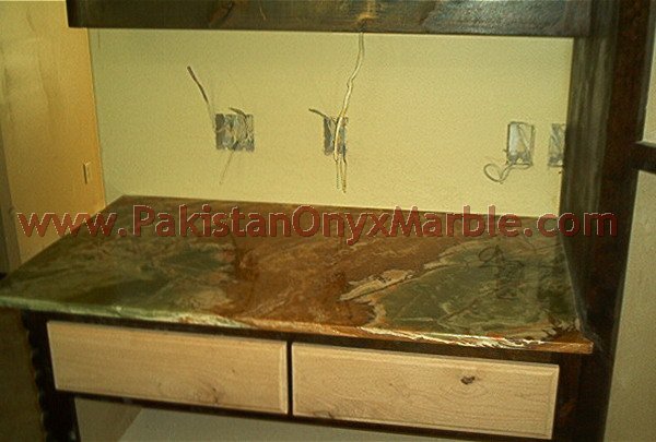 ONYX KITCHEN COUNTERTOPS