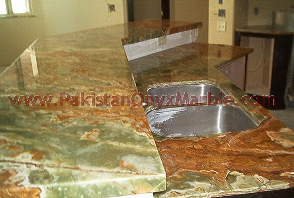 ONYX KITCHEN COUNTERTOPS