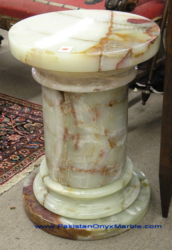 ONYX PEDESTALS COLLECTIONS