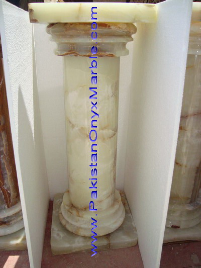 ONYX PEDESTALS COLLECTIONS