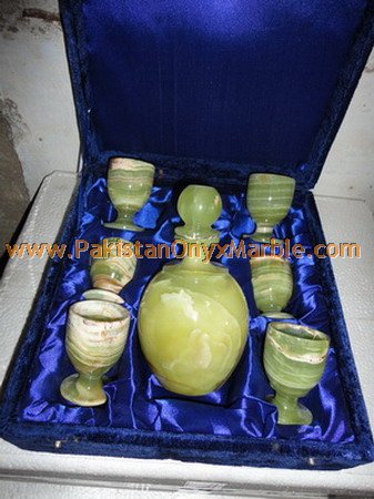 ONYX WINE BOTTLE GLASSES & CUPS SET