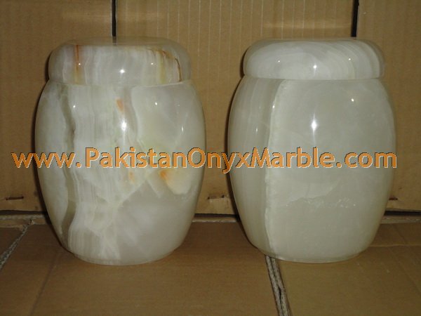 WHITE ONYX URNS