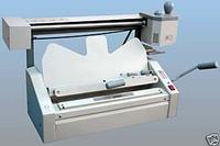 Perfect binding machine