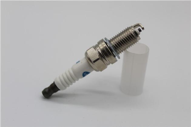 Best Selling OEM DCPR7E Engine Spark