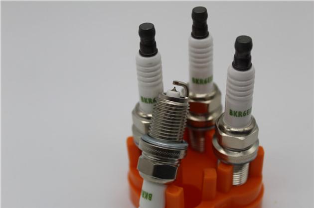 High Quality Auto Spark Plug K6RTI