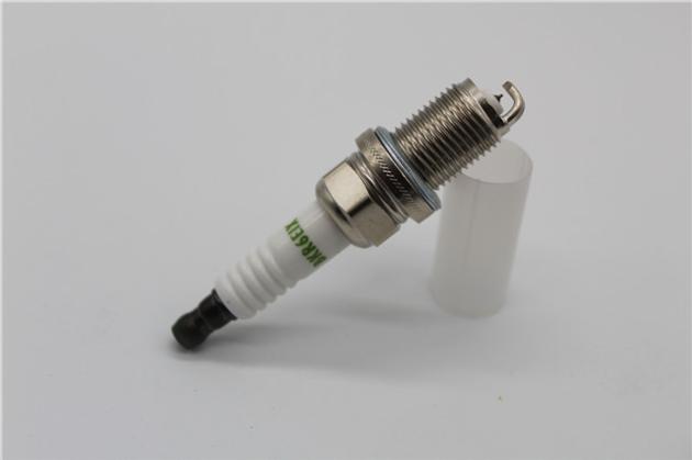 High Quality Auto Spark Plug K6RTI
