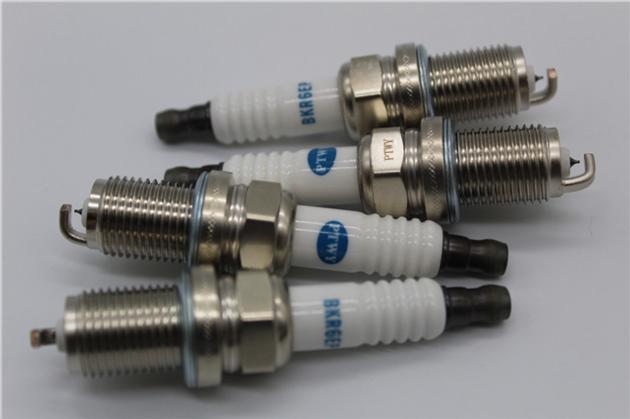 Platinum Spark Plug BKR6EP For Car
