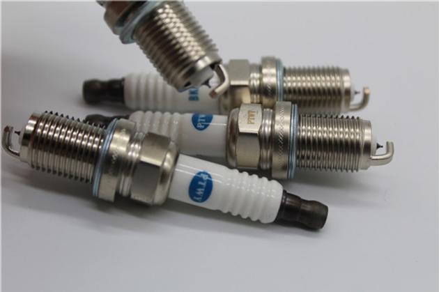 Platinum Spark Plug BKR6EP For Car