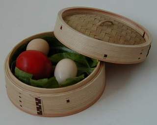 bamboo steamer