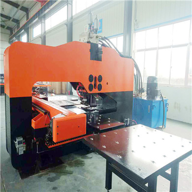 Hydraulic Thick Plate CNC Punching Machine-PuHua