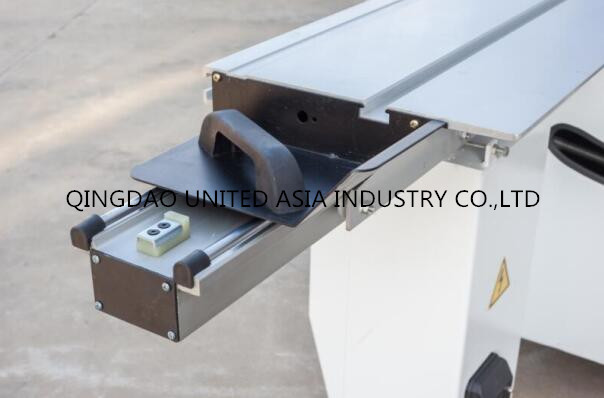 Sliding Table Panel Saw