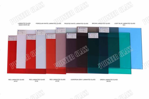 Colored laminated glass