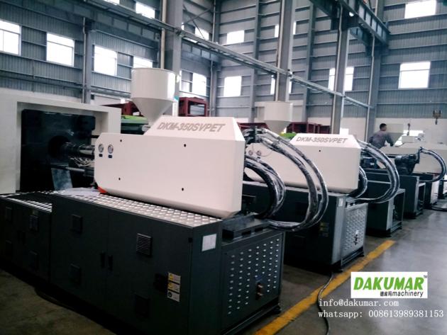 PET Injection Machine
