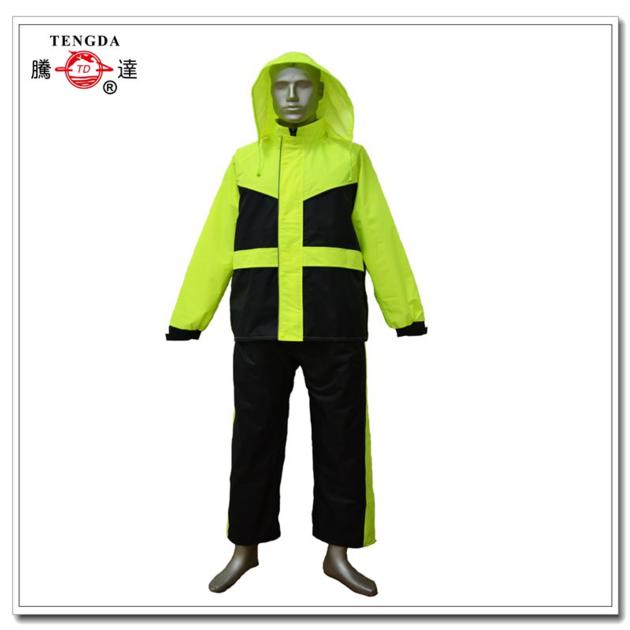 Polyester Gardening Raincoat In Pouch