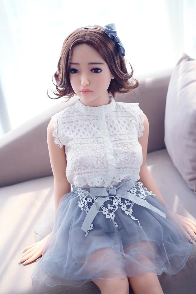 140cm cheap price silicone sex doll D cup three holes dolls with cute dress 