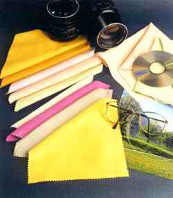 Microfiber lens cleaning cloth