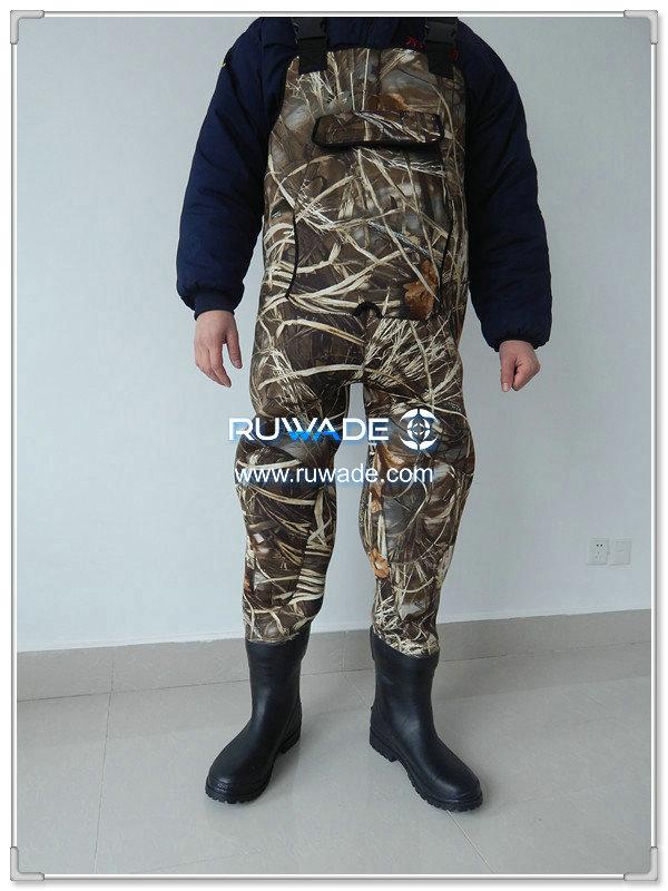 Men Camo Neoprene Chest Fly Fishing