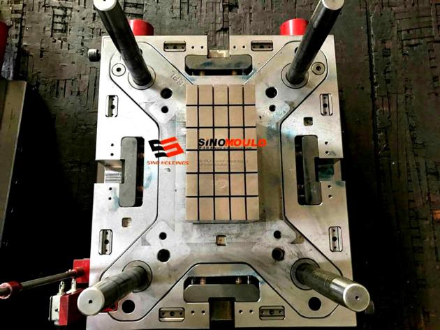 Battery Cover Mold