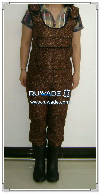 Women Camo Neoprene Chest Fishing Wader