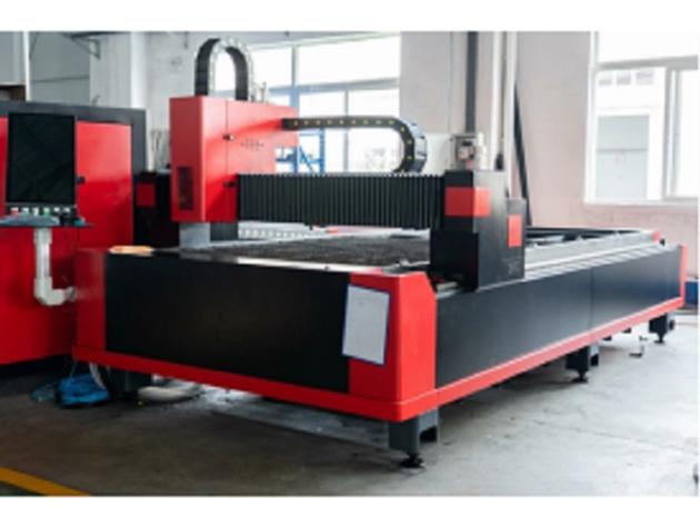 Sheet Metal Cutting Machine