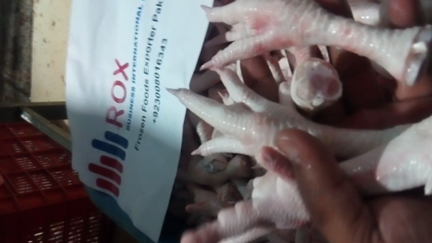 HALAL FROZEN Chicken Feet