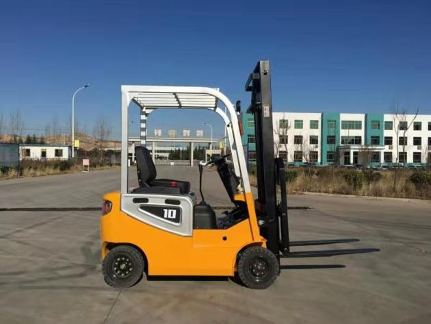 Electric Forklift