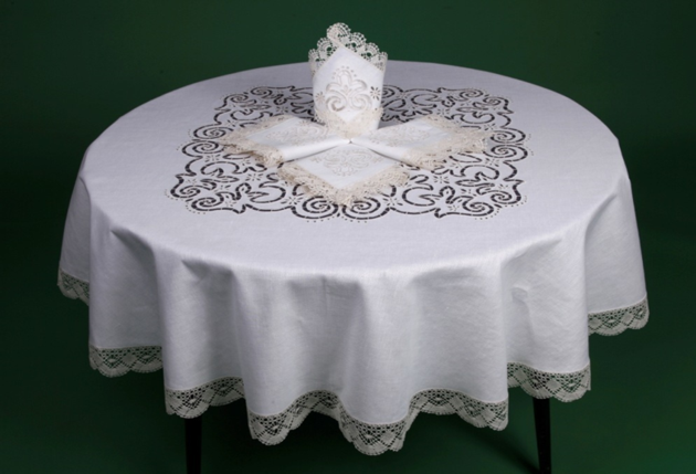 Natural linen tablecloth