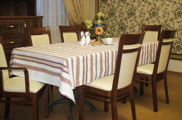 Homespun linen   tablecloths