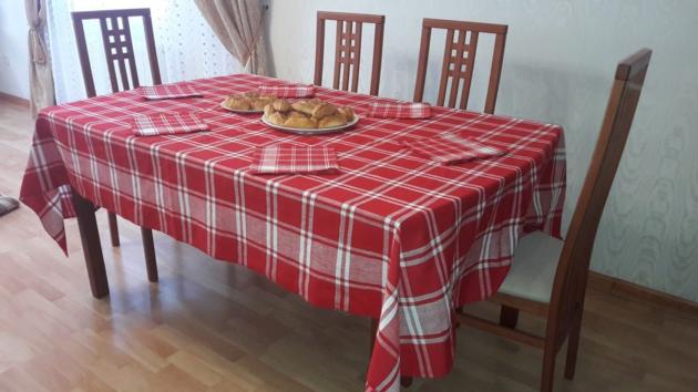 Homespun linen   tablecloths