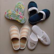 #C15 The fashionable and popular slippers