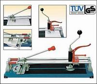 Tile cutting machine