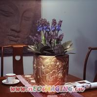 interior decor furnish vase